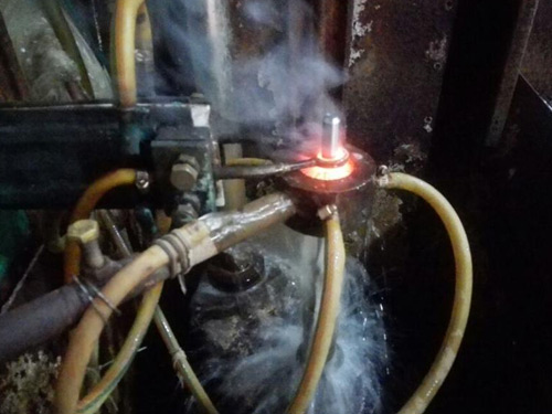 淬火機(jī)床專家：中頻爐靜態(tài)直流電壓無法全導(dǎo)通